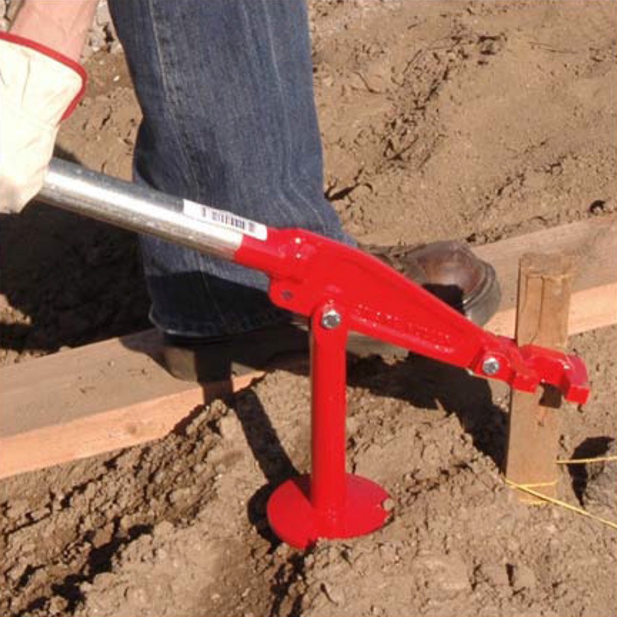 Stake extractor for removing stakes in the construction industry. This tool is used by concrete professionals when removing form work after concrete curing. Available from Speedcrete, United Kingdom.