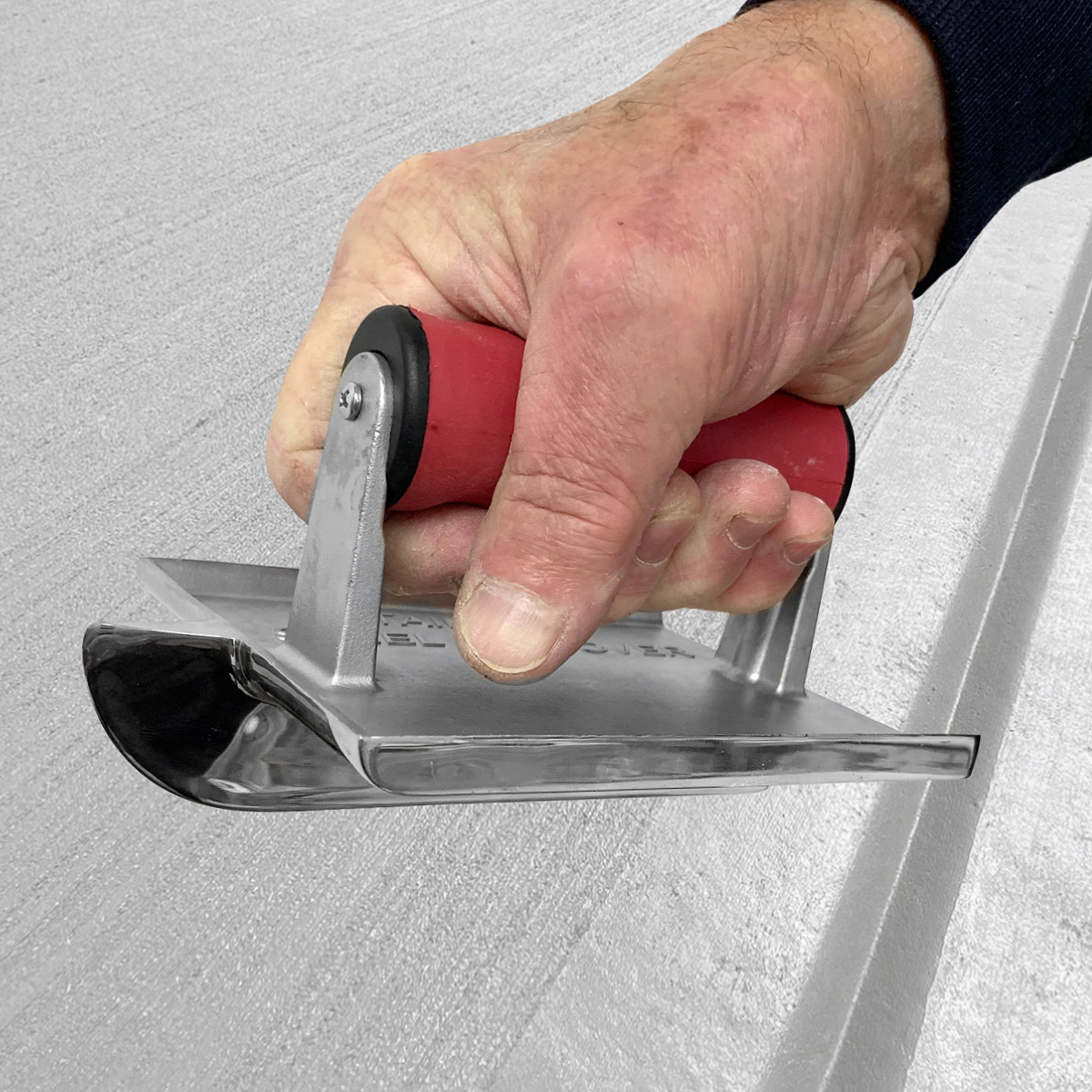 This concrete groover hand tool creates a 1 inch depth groove in the concrete and is ideal for slabs with a 4 inch slab depth. Made from stainless steel these are used for decorative effect and also to protect the slab from random cracking from shrinkage 