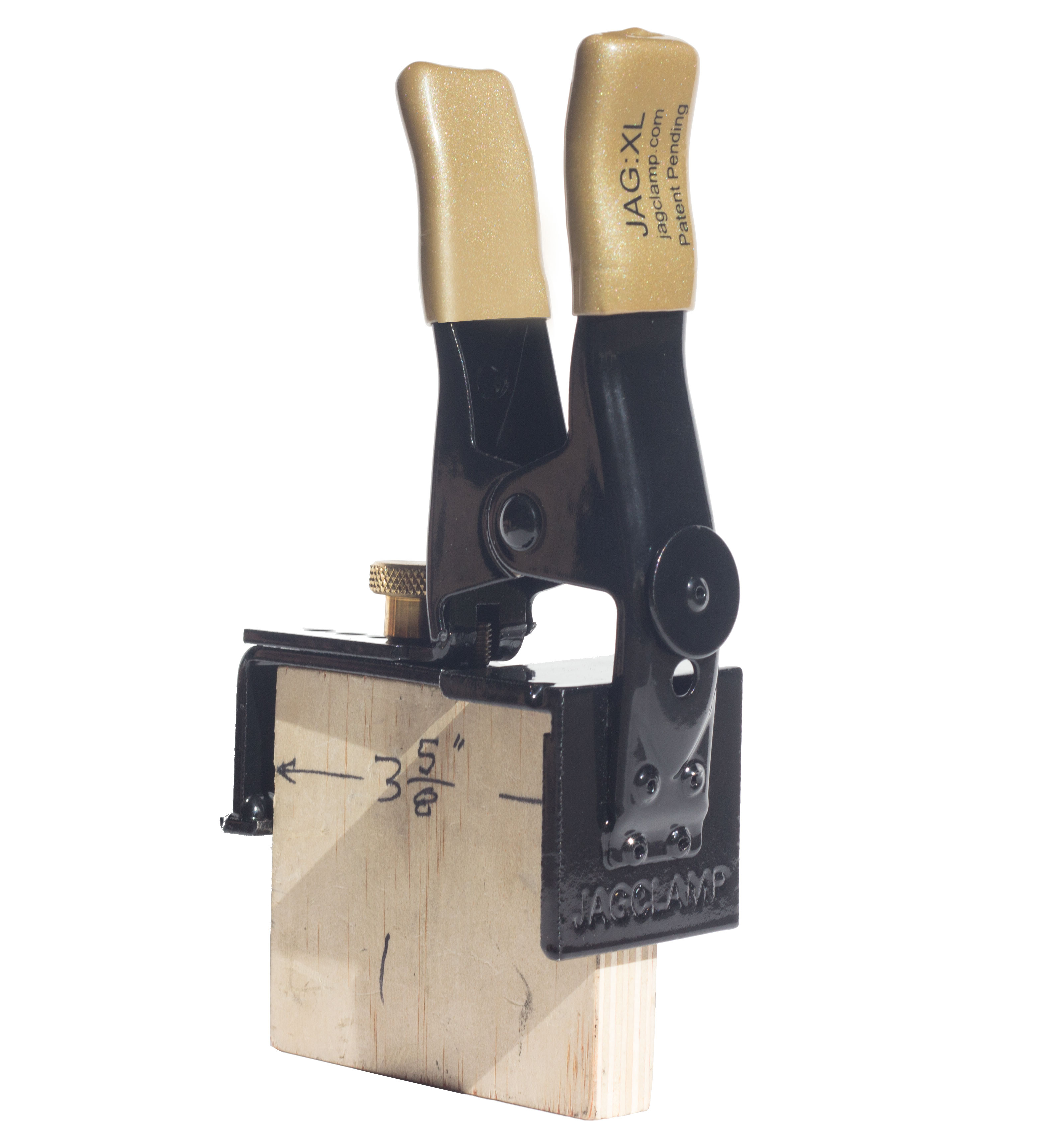 The JAGClamp XL is a multi-purpose line fixing adjustable clamp (sold as a pair) used by Bricklayers. The JAGClamp XL is the upgraded adjustable line stretcher clamp which can be adjusted allowing you the versatility to attach your guide line to brick, bl